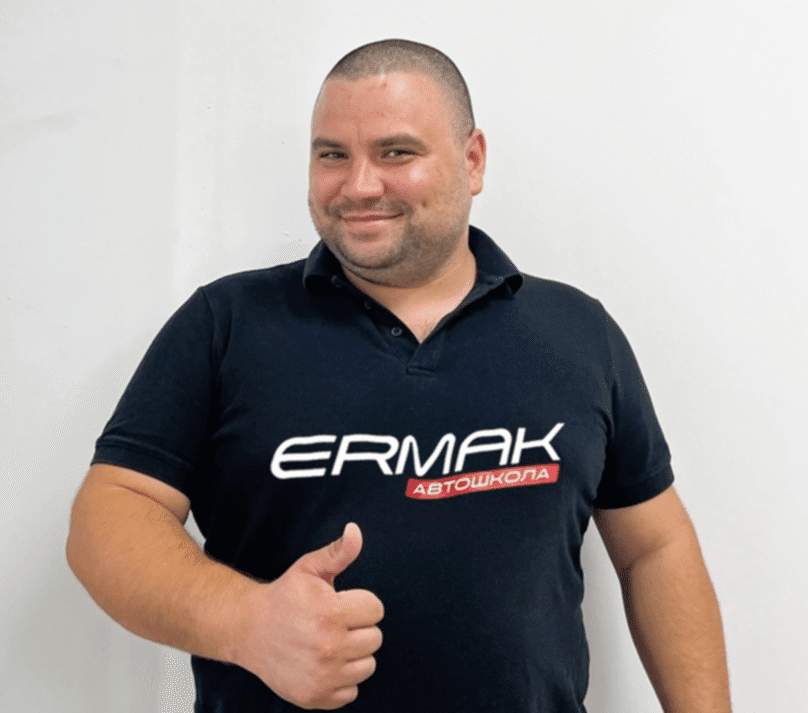 Инструктор Шира Эдуард